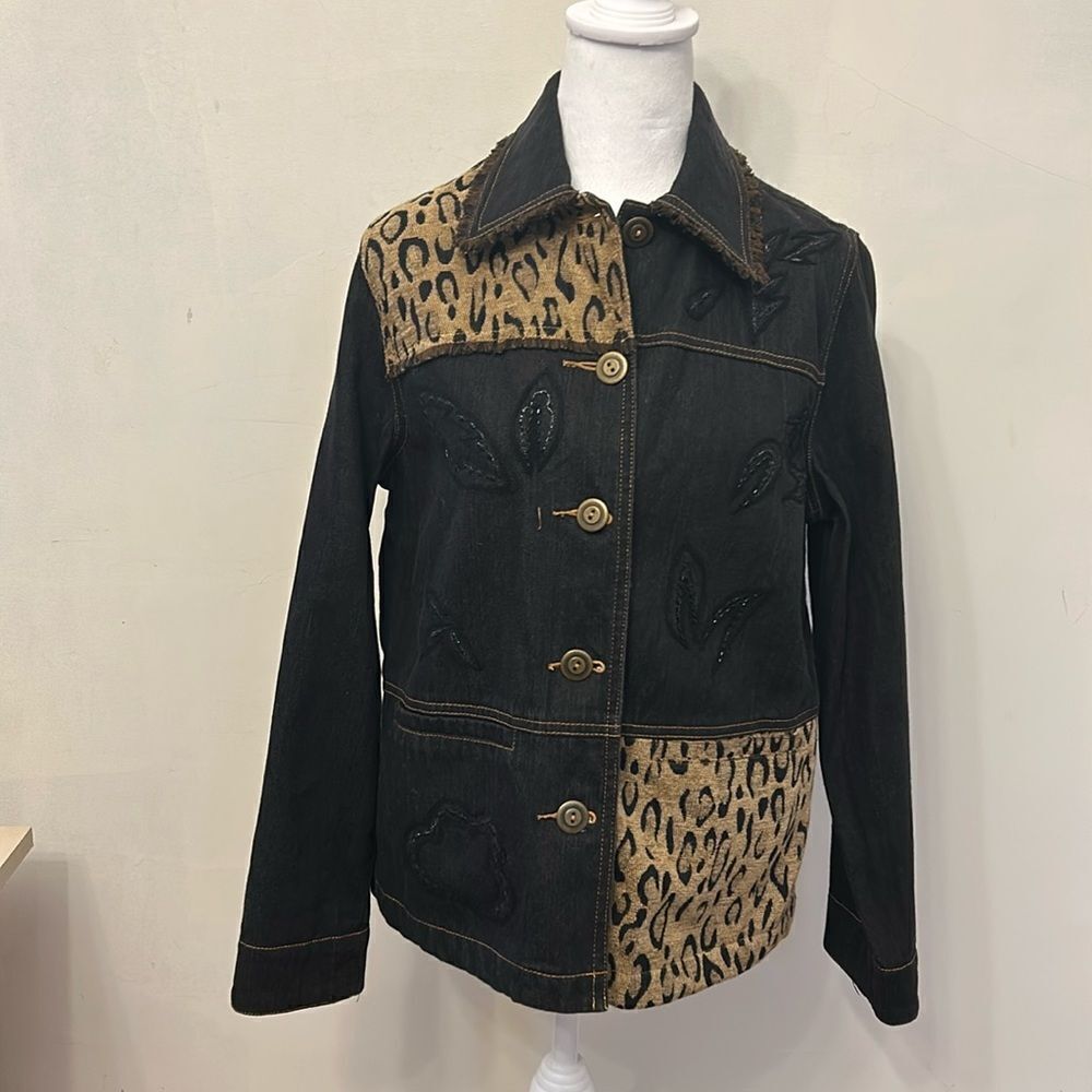 Napa Valley denim and cheetah print button front jacket Size S EUC